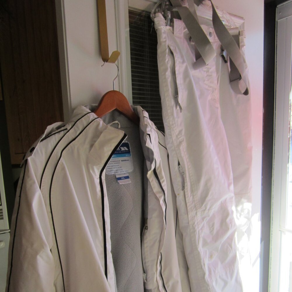 Trespass Ladies XL jacket L pants   with suspenders